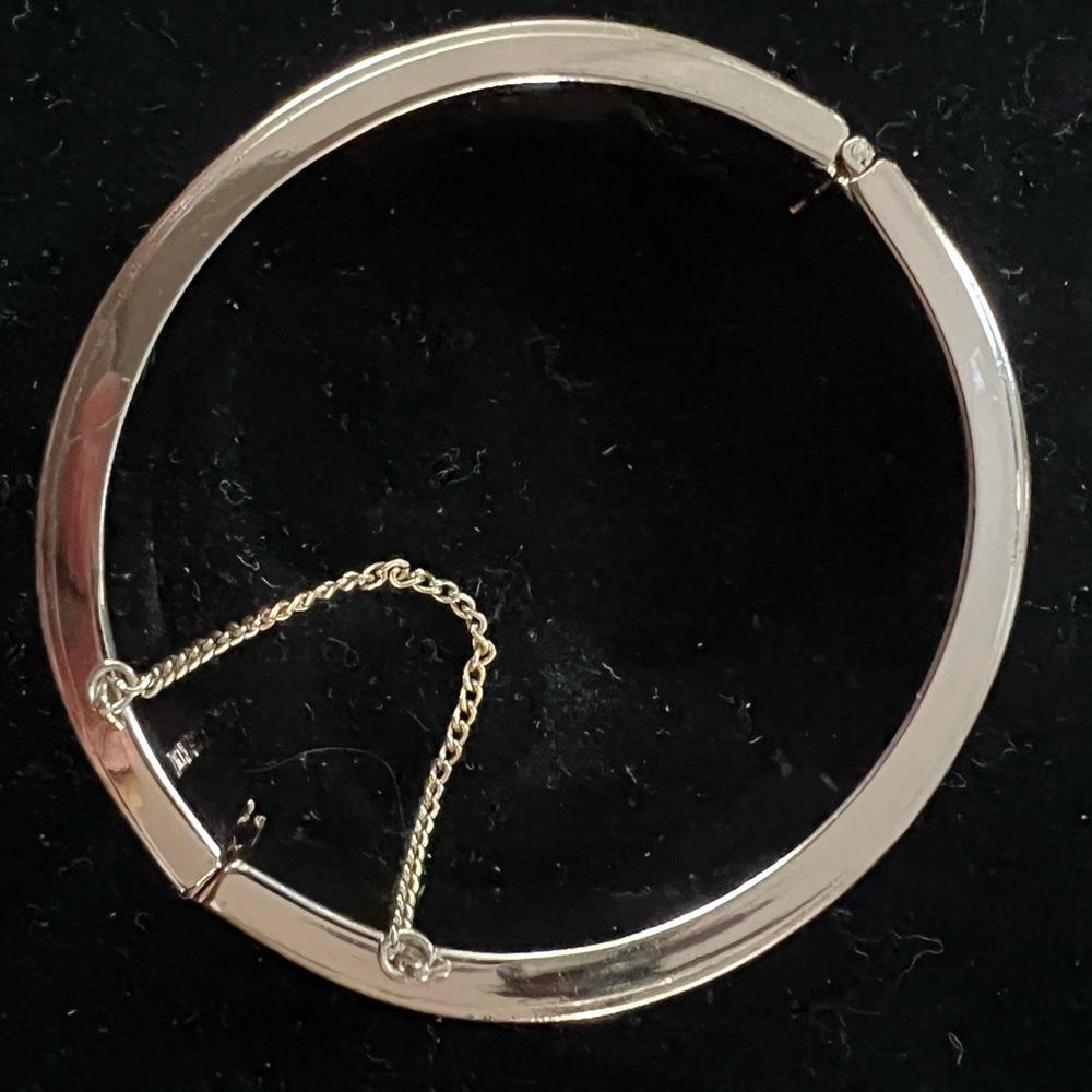 Vintage Sarah Coventry Silver Tone Hinged Bangle Bracelet | Etched Design Signed